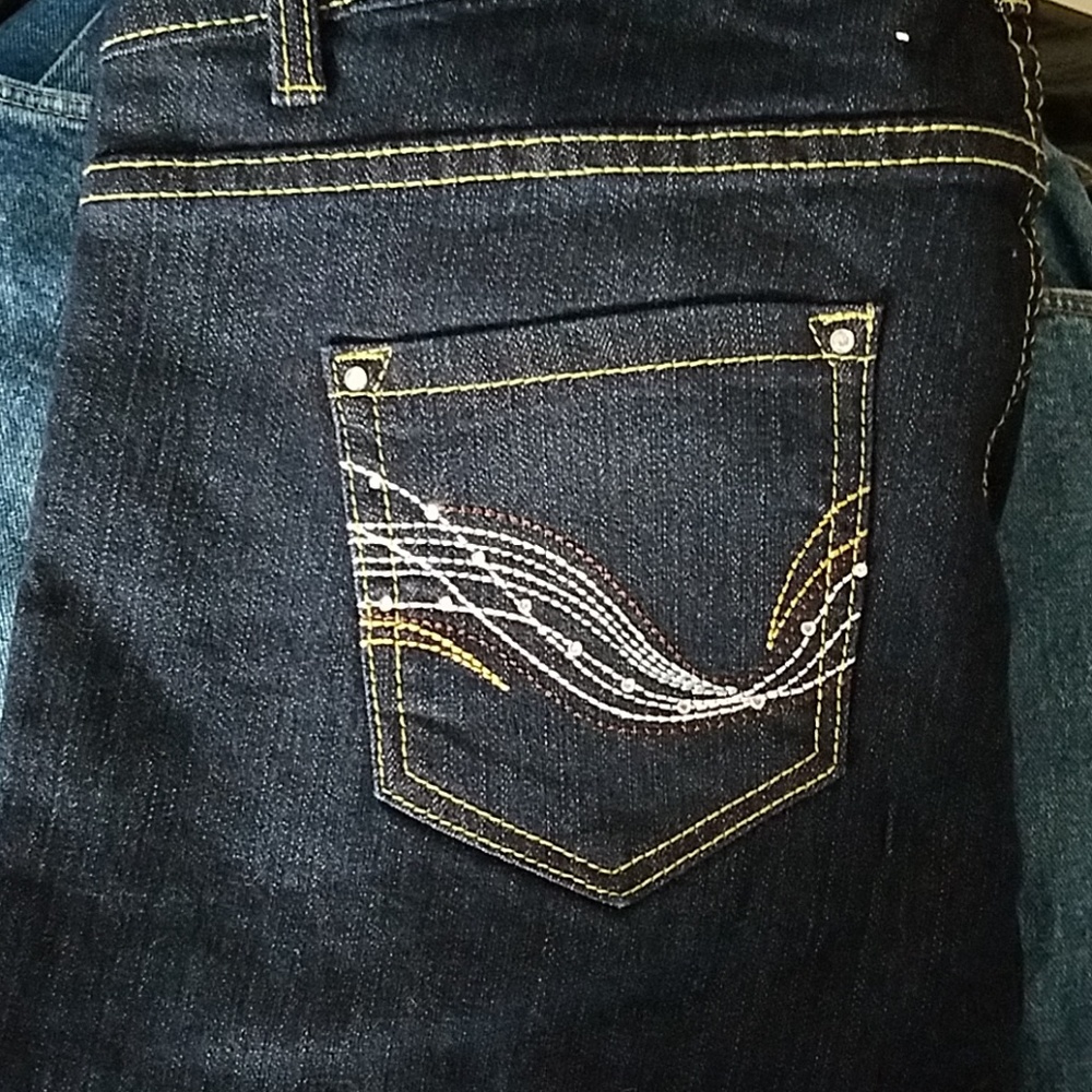 dkin jean - Picture 2 of 7